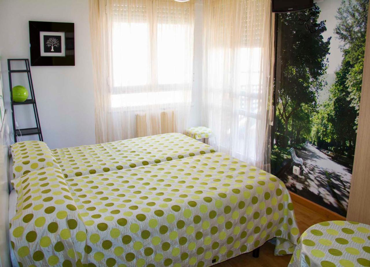 Gala II Apartment Сория Екстериор снимка