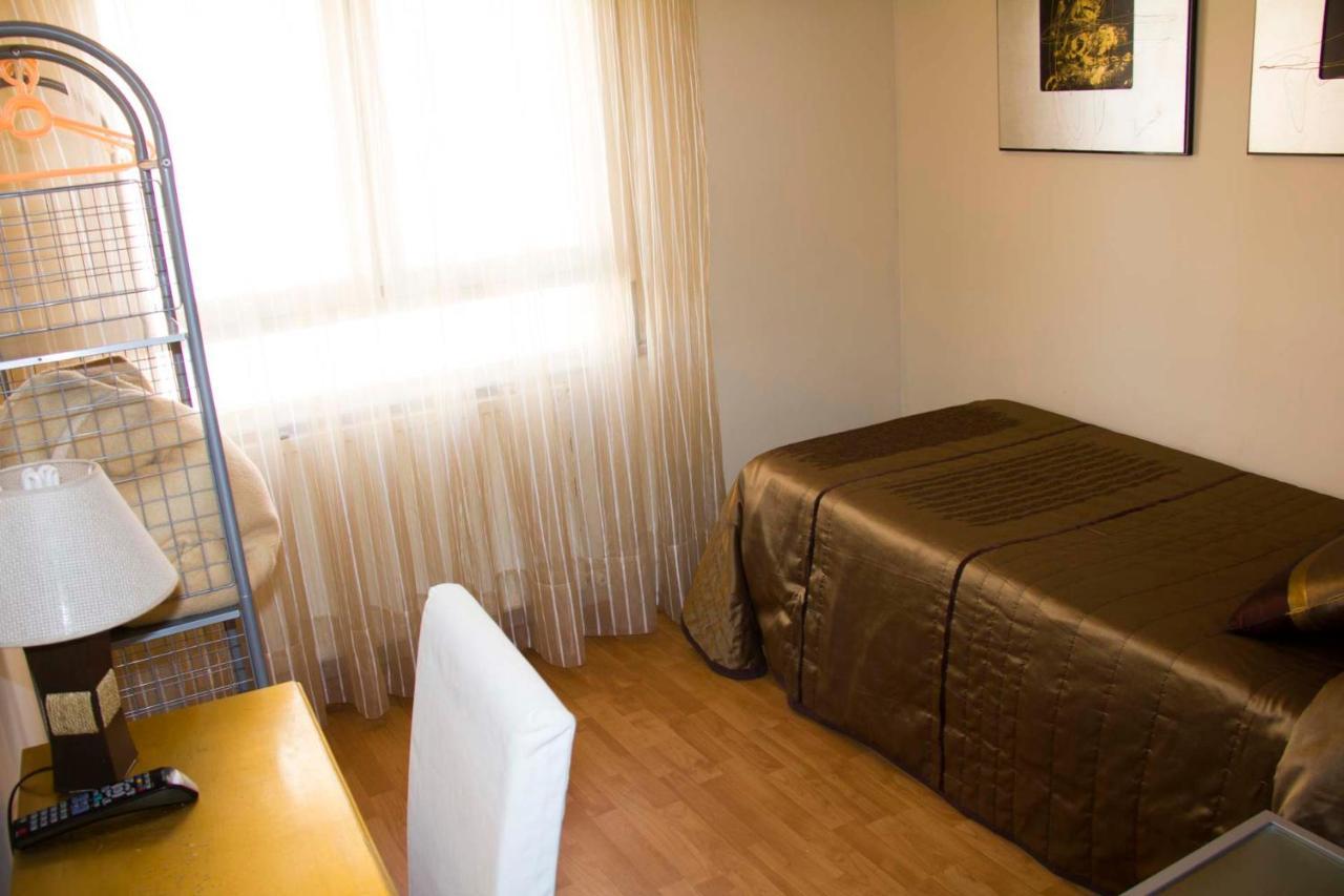 Gala II Apartment Сория Екстериор снимка